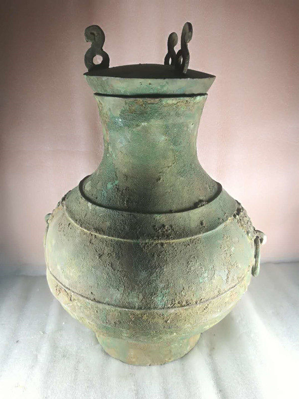 Smoke cloud-stream imitation ancient bronzeware Han Dynasty tripod barn bottle large seven pieces of dull sound carbonated to rered spotted green 