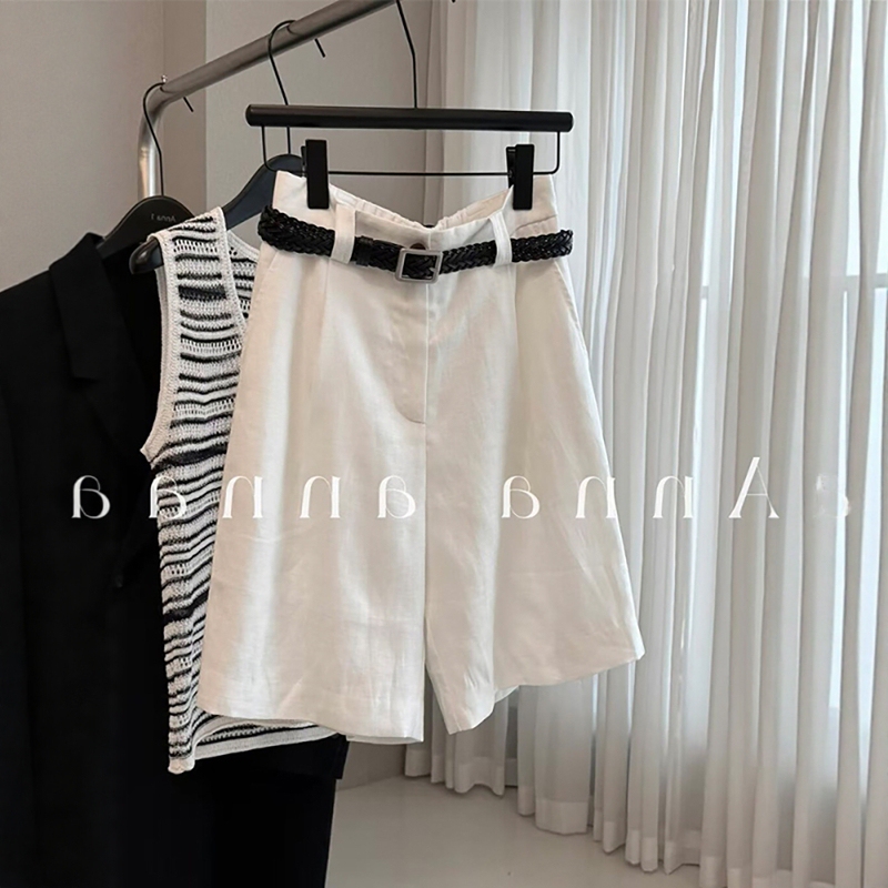 Vintage Style White Linen Shorts for Women, Summer Comfortable Breathable Loose Casual Wide-Leg Pants, Commuting Straight Five-Point Mid-Length Shorts