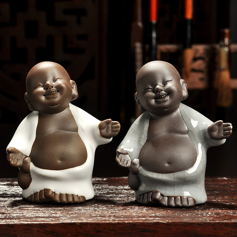 Howe auspicious fine young monk purple sand tea pet figure of Buddha up your up pet manually tea elder brother play tea tea accessories
