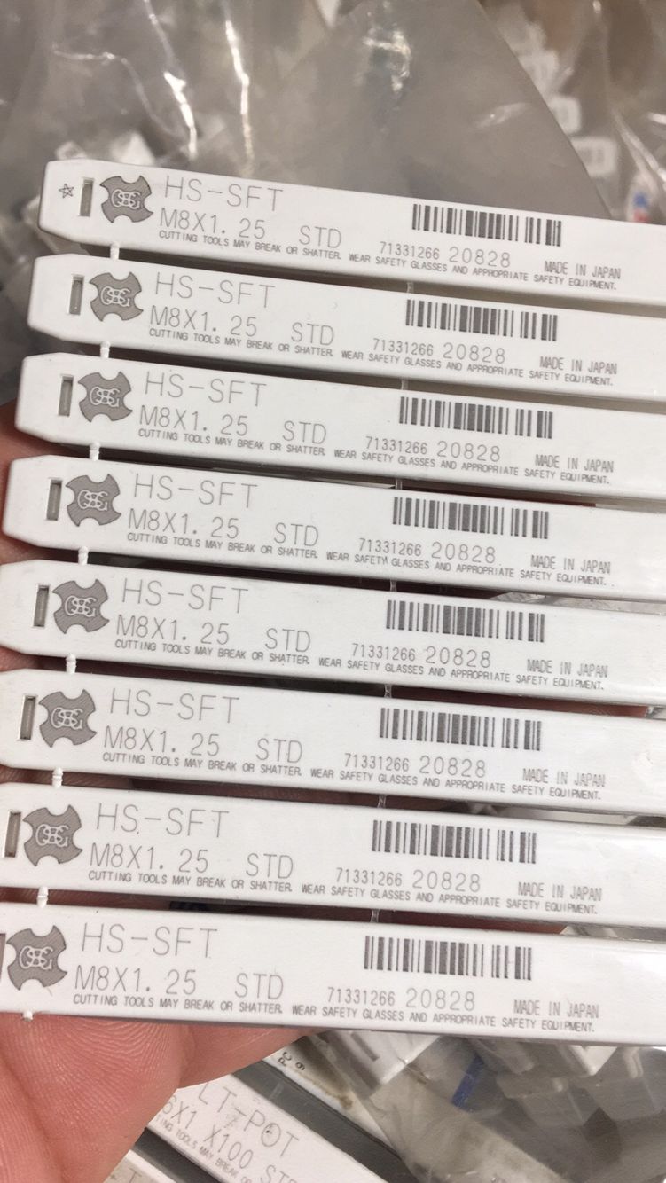 Import OSG male screw thread HS-SFT blind hole machine with high-speed plated titanium 45 ° spiral groove screw tapping M8M10M12