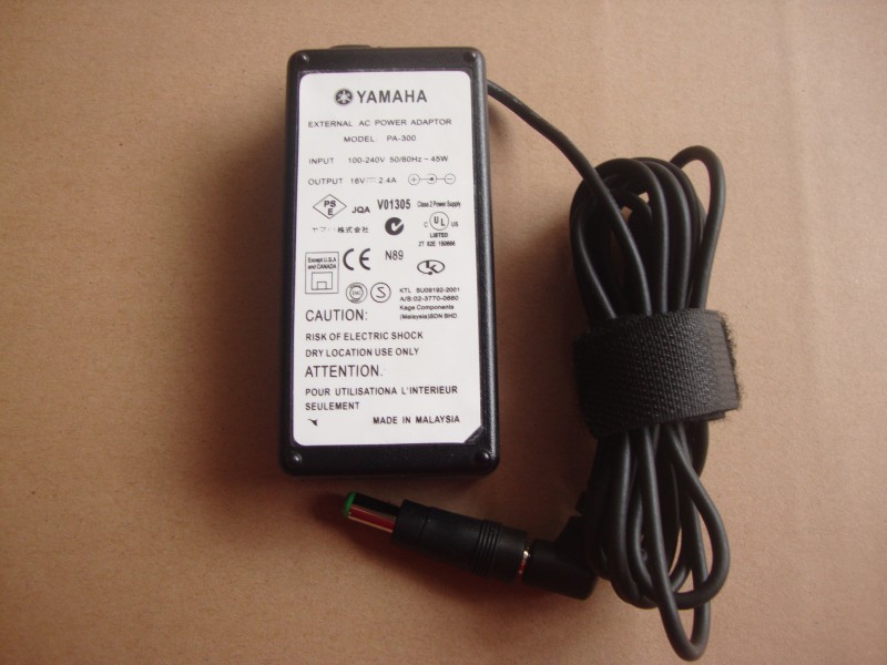 16V2 4A YAMAHA YAMAHA S550S550BS650 Electronic piano adapter PA-300