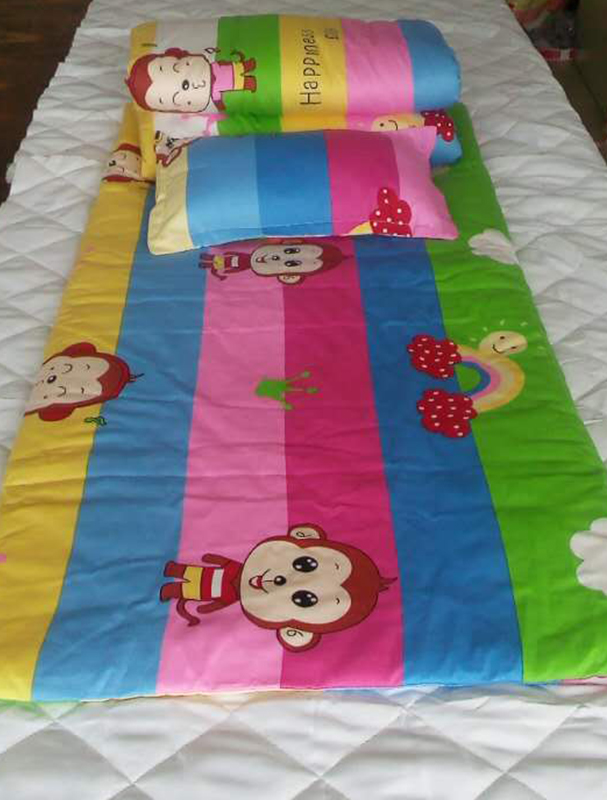 Kindergarten admission quilt three pieces of core children's nap are dedicated to six pieces of baby's winter cotton bedding