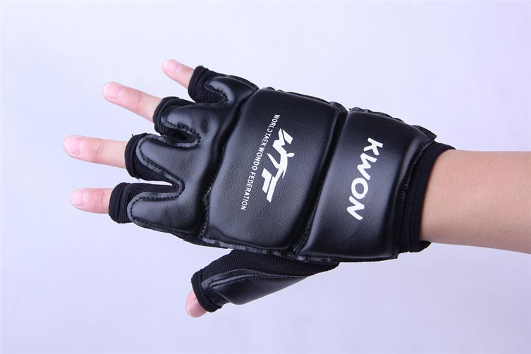 WTF Trẻ em Người lớn Sanda Chiến đấu Võ thuật Găng tay Taekwondo Găng tay Nửa ngón Găng tay Găng tay Nam và Nữ trụ đấm bốc phản xạ