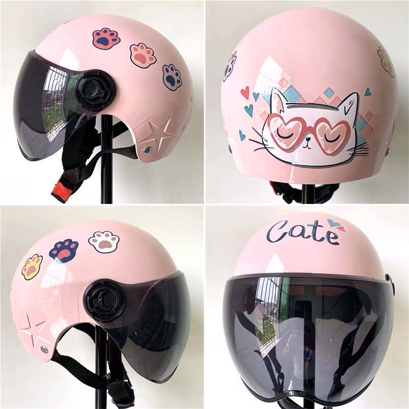 Children's helmet, children's helmet, Four Seasons universal breathable Men's and women's motorcycle bottle car Harley cute electric car semi-helmet