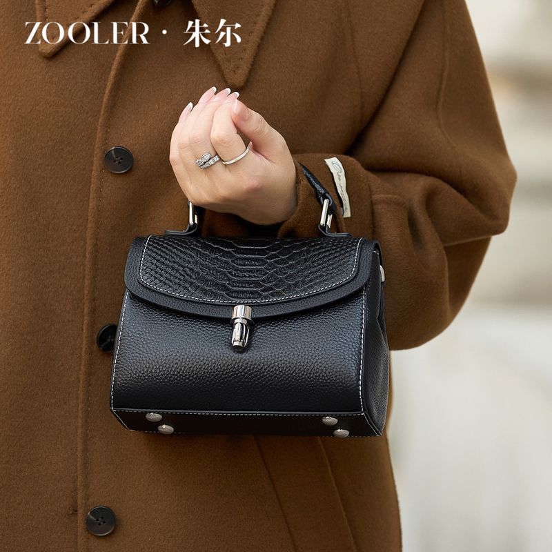 Julie Light Luxury Exquisite Genuine Leather Bag Women's 2026 New Fashion Single Shoulder Small Bag Handbag Women's Crossbody Bag Julie Light Luxury Exquisite Genuine Leather Bag Women's 2026 New Fashion Single Shoulder Small Bag Handbag Women's Crossbody Bag