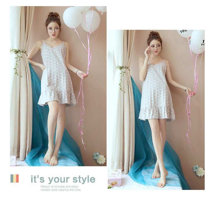 Hàng ngày đặc biệt phiên bản Hàn Quốc của dây đeo váy ngủ nữ cotton mỏng phần V-cổ gợi cảm Bộ đồ ngủ cô gái ngọt ngào dễ thương áo choàng mùa đông