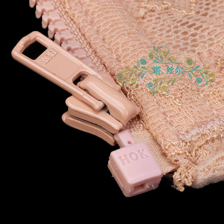 Corset luxueux en nylon - Ref 672643 Image 16