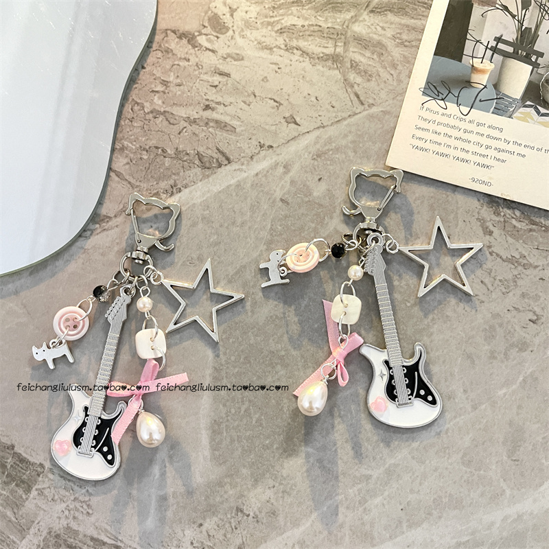 【Cute Cat Guitar】Handmade Beaded Electric Guitar Pendant Cute Keychain Bag Card Holder Ccd Hanging Chain