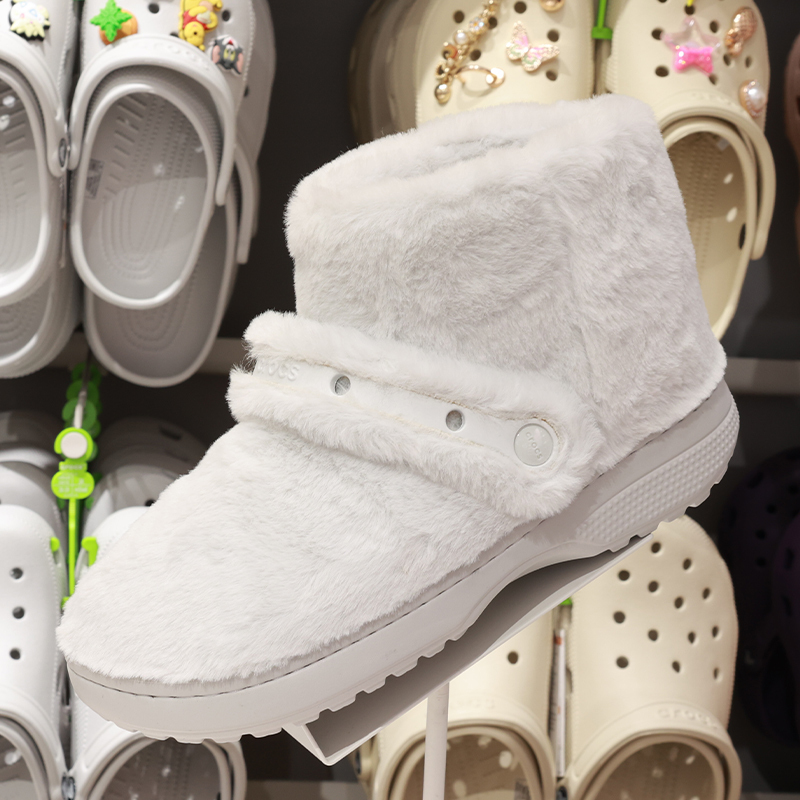 Crocs Women's Shoes Crocs Classic Snow Boots Outdoor Winter Warm Fleece Snow Boots 211743