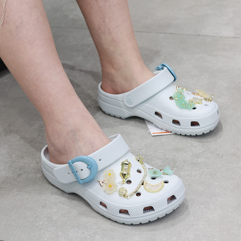 Crocs Clogs Classic Colorful Buckle Summer New Couple Beach Sandals 213347