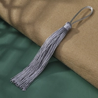 Серебристо-серый