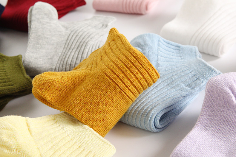 Bít tất Phụ nữ Vớ thấp Cotton Cotton Bít tất mùa hè và mùa thu Mới Đôi kim sọc dọc Đồng bằng hoang dã Tất vớ sinh viên Vớ cotton tất cổ cao
