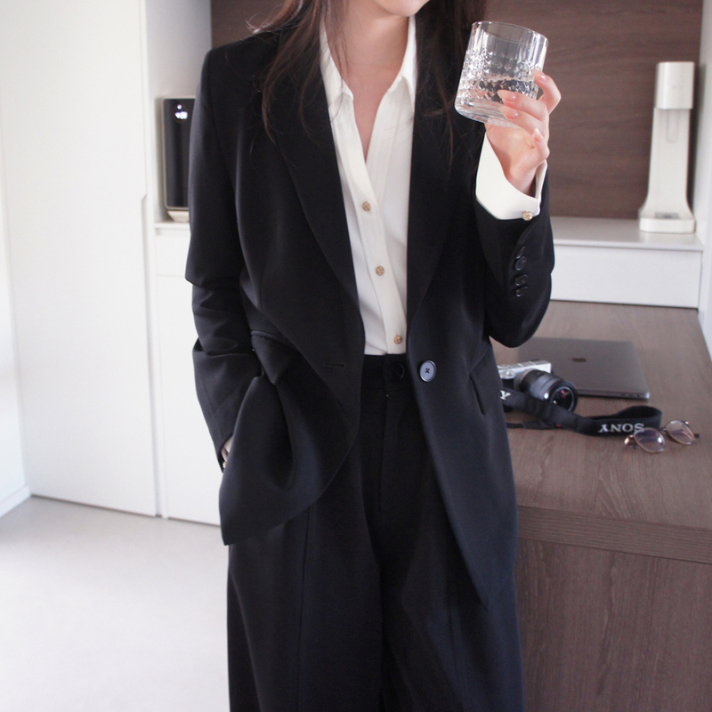 Lost and Found Black Heavyweight Long-Sleeved One-Button Waist-Cinching Blazer, High-Quality and Elegant Jacket Lost and Found Black Heavyweight Long-Sleeved One-Button Waist-Cinching Blazer, High-Quality and Elegant Jacket