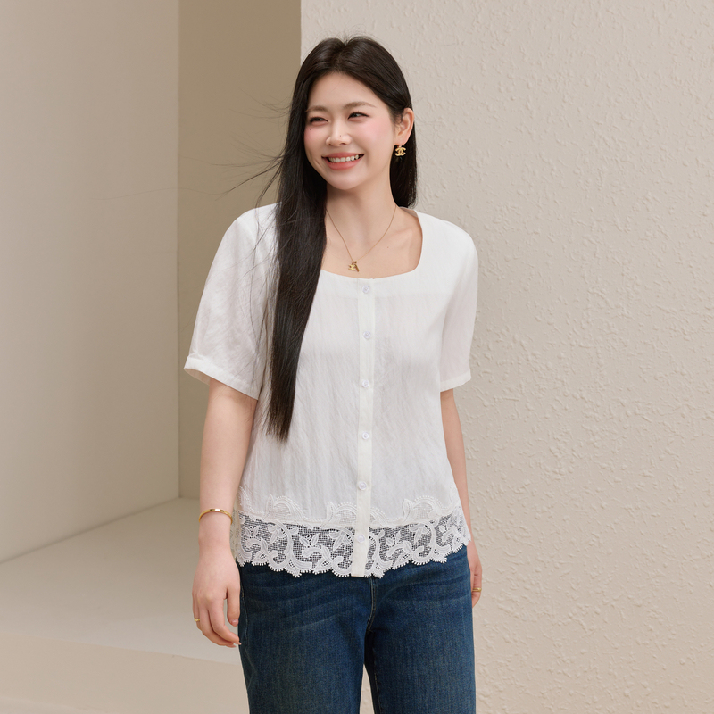 【Floral Notes】French-Style Lace Patchwork Square-Neck Lightweight Breathable Shirt, Elegant Plus-Size Women's Clothing for Summer