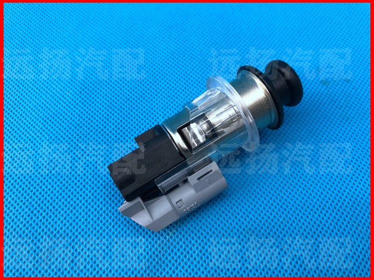 For 08-12 13-18 New Teana New Sylphy Cigarette Lighter 14-17 New X-Trail Cigarette Lighter Assembly