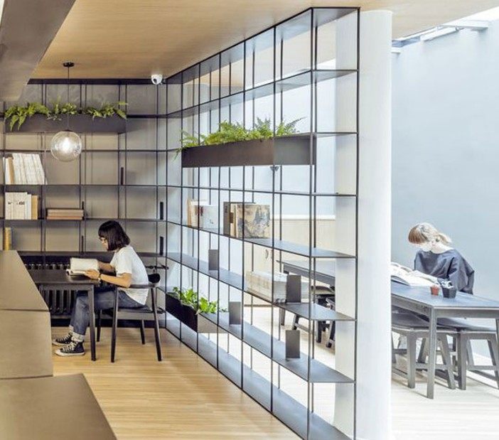 Nordic wrought iron simple partition rack industrial style display bookshelf living room multi-layer floor loft American clapboard