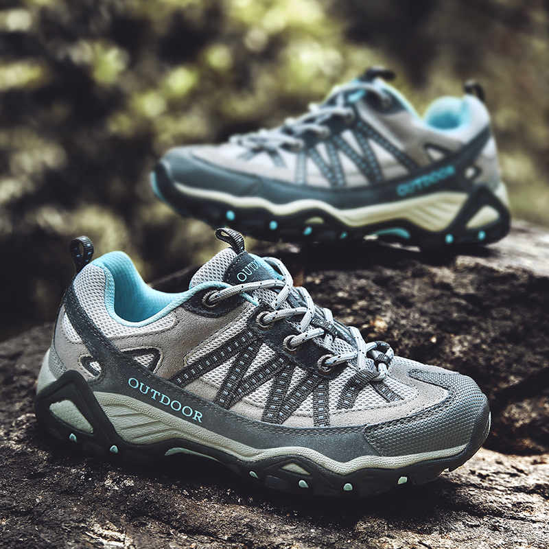 Outdoor Professional Hiking and Mountaineering Shoes for Men and Women 2026 New Summer Breathable Casual Sports Shoes Waterproof and Non-Slip