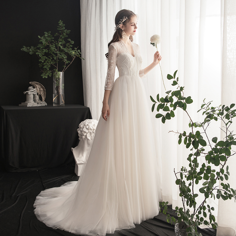 Ánh sáng áo cưới cô dâu 2020 mới Sen mô hình giấc mơ siêu cổ tích đơn giản phong cách Hàn Quốc kéo đuôi dài tay áo mỏng Pháp tour du lịch chụp