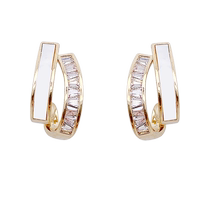 OICI light luxury geometric mother-of-pearl earrings for women 2024 new niche design high-end earrings versatile earrings