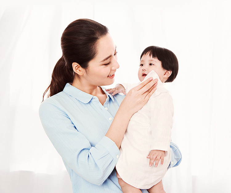 Khăn bông cho bé thời đại Khăn lau khô và ướt 100 bơm Gói * 6 gói khăn ướt cồn