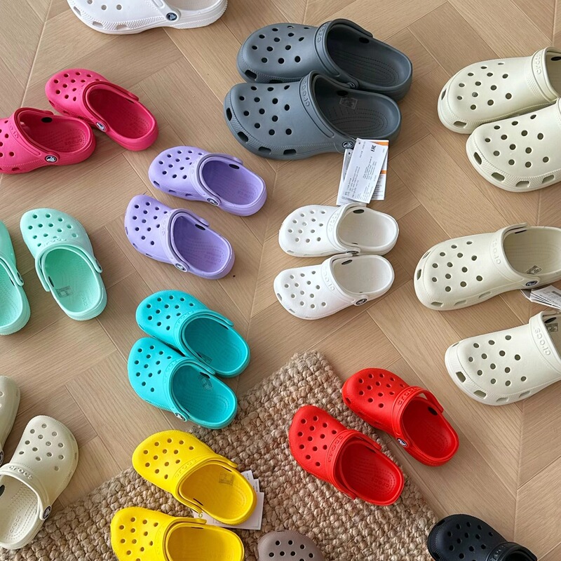 2026 Summer Dopamine Color Series Outdoor Closed-Toe Soft Sole Classic Multi-Color Clogs 2026 Summer Dopamine Color Series Outdoor Closed-Toe Soft Sole Classic Multi-Color Clogs