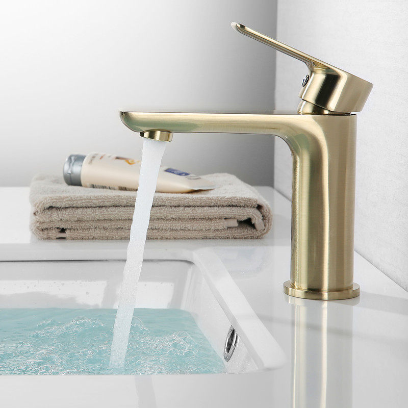 Modern Wash Face Basin Tap Makeup room Home Sprinklers Wash Hands on basin Baths cupboards Single-hole hot and cold water All-copper