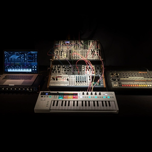 Подлинный Spot Arturia Keystep Pro Midi -контроллер Controller Recreeigant Audio Synthetic