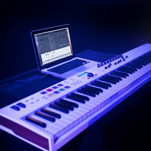 Arturia 88-клавишная MIDI-клавиатура KeyLab Essential, профессиональный аранжировщик, композитор-контроллер