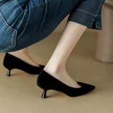 Классическая обувь с заостренным носом на высоком каблуке, Италия, 5см, из натуральной кожи