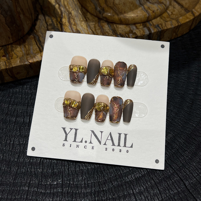 【Yl.Nail Ceramic Beauty】Handmade Nail Tips ins Unique Matte Gradient High-End Autumn and Winter Wearable Nails