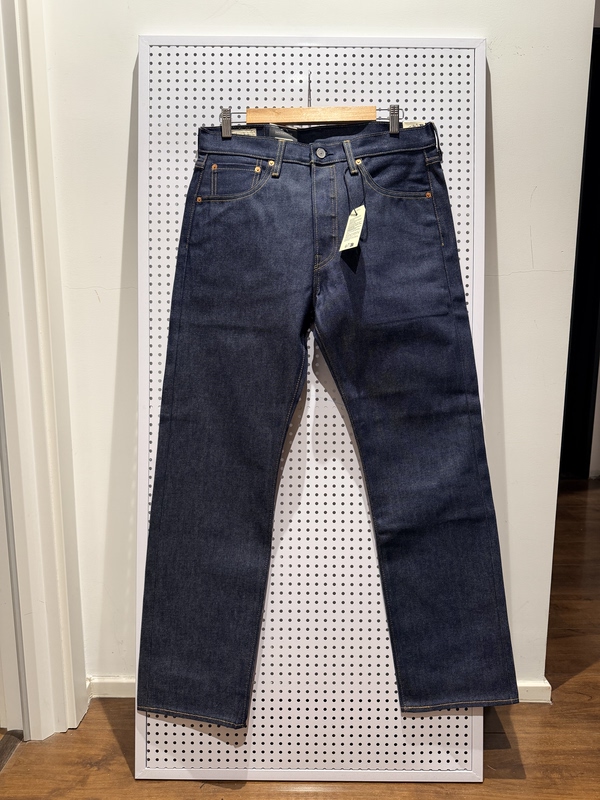 Levi's × Journal Standard Japan Exclusive 501 Raw Denim Selvedge Jeans 0022X Levi's × Journal Standard Japan Exclusive 501 Raw Denim Selvedge Jeans 0022X