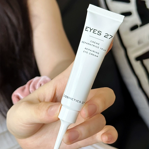 Zhang Xiaohui рекомендует Cosmetics27 Увлажняющий световой омоложение крем для глаз C27 Centella Asia Cream 15 мл