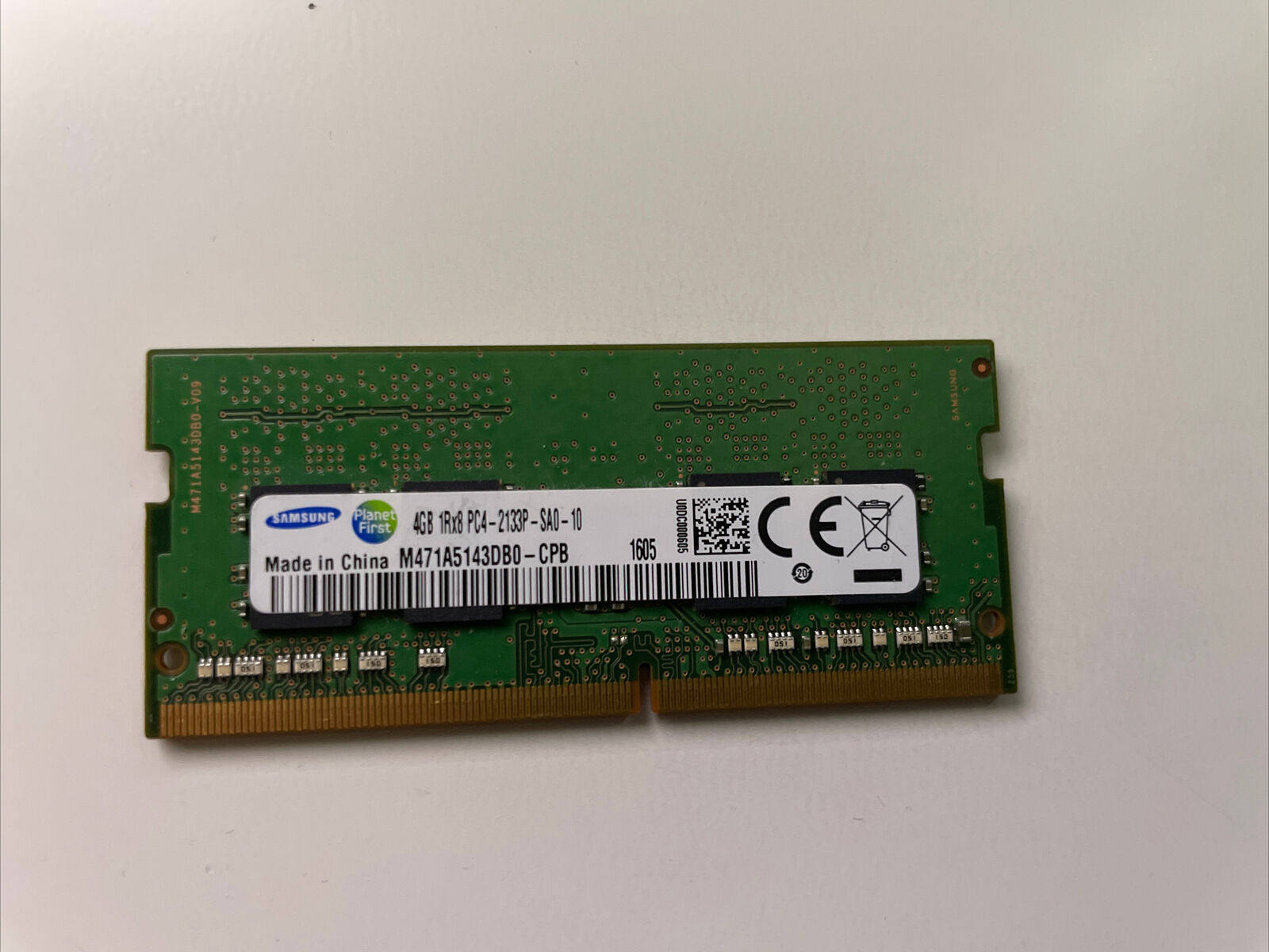 Samsung 4G 1RX8 PC4-2133P-SA0-10 DDR4 M471A5143SB0-CPB Notebook Memory
