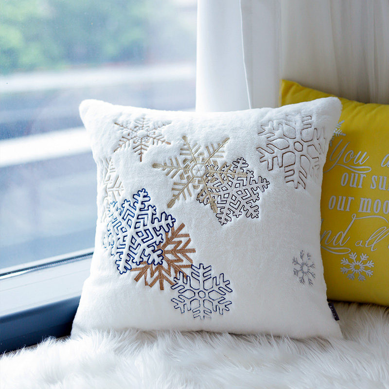 Nordic Ins Pine Snow White Mao Mao Pillow Sofa Model Room Embroidered Pillow Light Luxury Cushion Pillow Cover