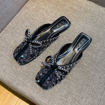 Baotou square head half drag woman 2021 Summer new exterior wearing Korean version Fashion bright sheet butterfly knot low heel cool