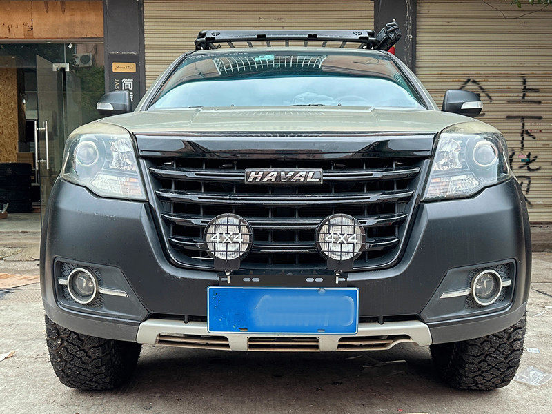 товар из китая 越野汽车4x4射灯改装前杠灯6寸射灯jeep吉普车顶灯黄光白光12v24v Sguohng