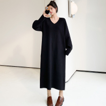 High-end maternity wear autumn and winter V-neck large size thickened slimming knitted bottoming sweater nursing dress