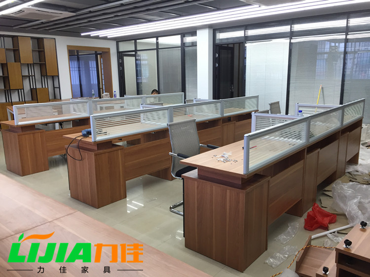 Sán Đầu Nội thất Nhà máy-Nội thất văn phòng Ghế lưới Ghế hội nghị Ghế hội nghị Nhân viên Ghế làm việc Ghế tiếp tân - Nội thất văn phòng giá ghế xoay văn phòng