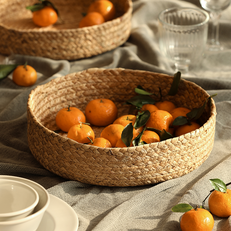 Straw storage basket fruit storage basket home bathroom desktop sundries snacks toys storage finishing basket disc basket