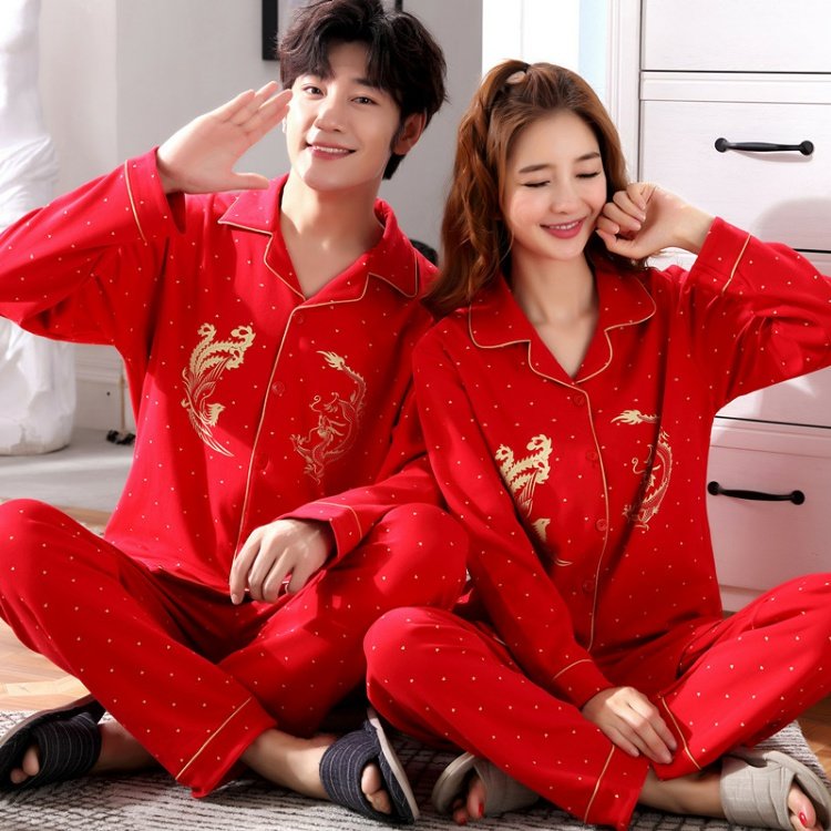 Mùa thu và mùa đông cotton dài tay áo len cha mẹ trẻ em một gia đình gồm ba người đàn ông lớn màu đỏ và phụ nữ bé mẹ và con gái bộ dịch vụ nhà do bo gia dinh