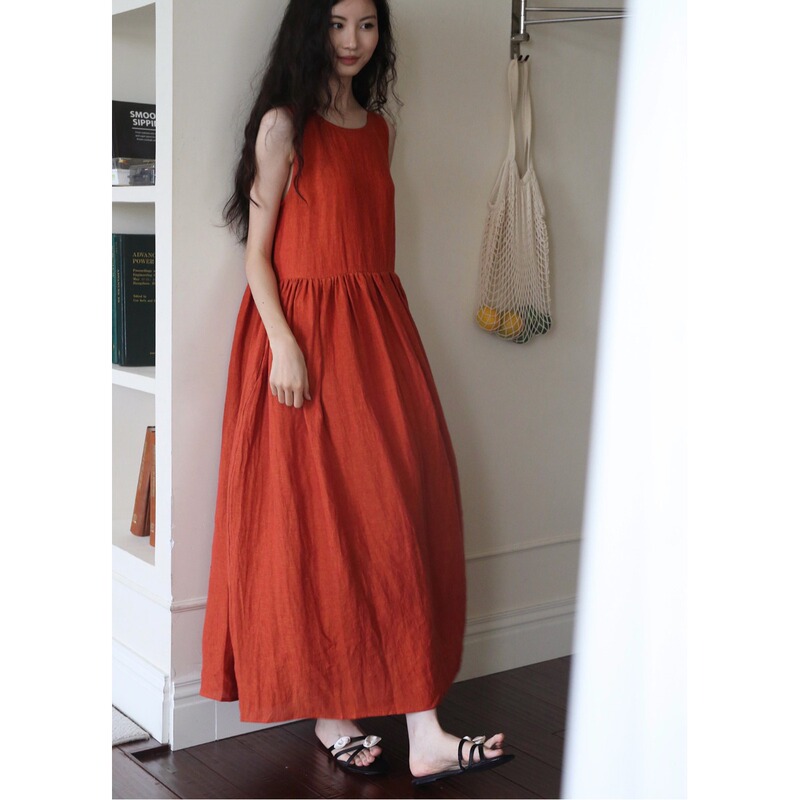 Japanese-Style Linen Yarn-Dyed Orange-Red Loose Long Dress with a Vintage Vibe, Tank Dress with Pleated A-Line Flared Skirt Japanese-Style Linen Yarn-Dyed Orange-Red Loose Long Dress with a Vintage Vibe, Tank Dress with Pleated A-Line Flared Skirt