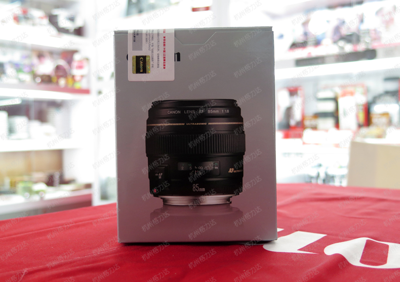 [Được ủy quyền] Ống kính Canon DSLR EF 85mm f / 1.8 USM đặt 85 f1.8 chính hãng 85 / 1.8