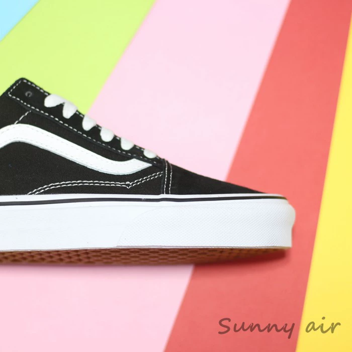 [Sunny spot] VANS màu đen và trắng Old Skool cổ điển thấp-top giày giày thường VN-0D3HY28