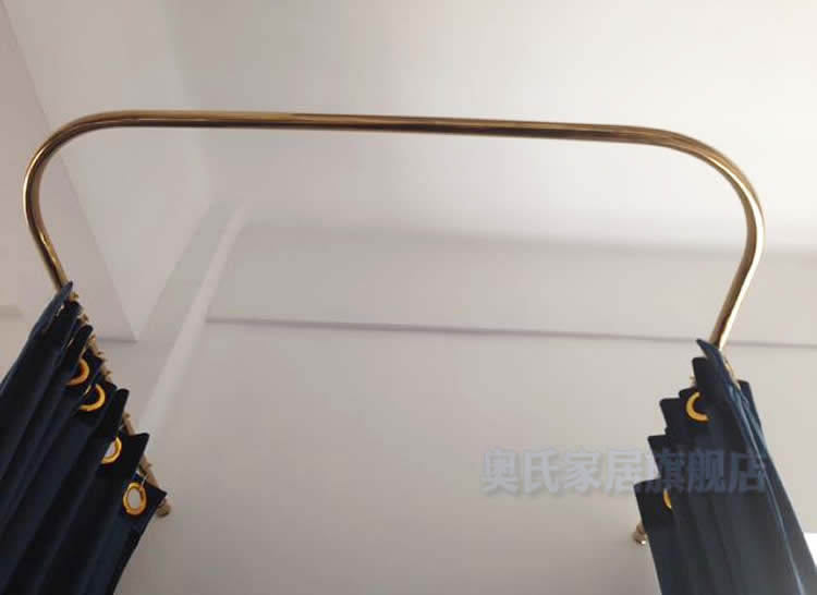 ���Ͻ�ɫ�����u��ԡ����A000085