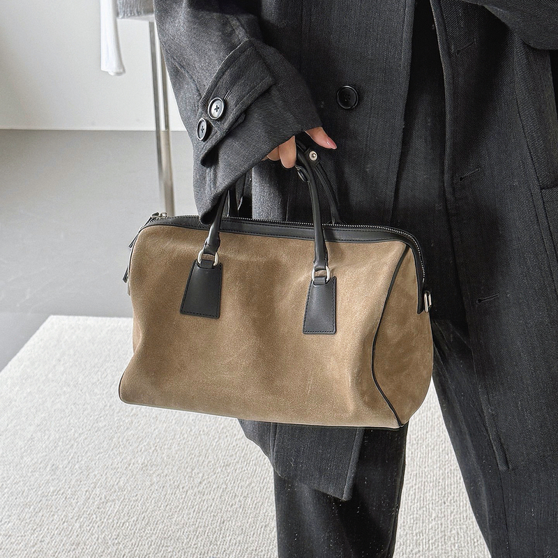 High-End Matte Cowhide Boston Pillow Bag 2025 Autumn and Winter Genuine Leather Large-Capacity Handbag Shoulder Crossbody Bag Trendy High-End Matte Cowhide Boston Pillow Bag 2025 Autumn and Winter Genuine Leather Large-Capacity Handbag Shoulder Crossbody Bag Trendy