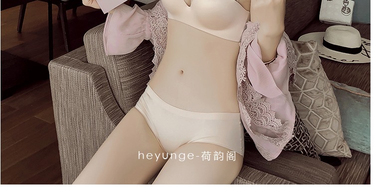 [Gửi đồ lót] ngực nhỏ 1/2 cốc không có vòng thép thoải mái đồ lót liền mạch tập hợp áo ngực áo ngực bra thể thao loại đẹp