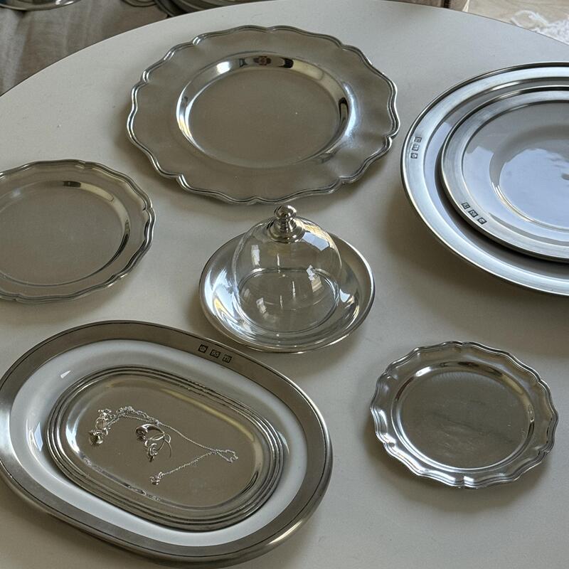 Authentic Thai Royal Pewter All-Copper Handmade Pewter Dinner Plate Oval Plate Petal Plate Vintage Authentic Thai Royal Pewter All-Copper Handmade Pewter Dinner Plate Oval Plate Petal Plate Vintage