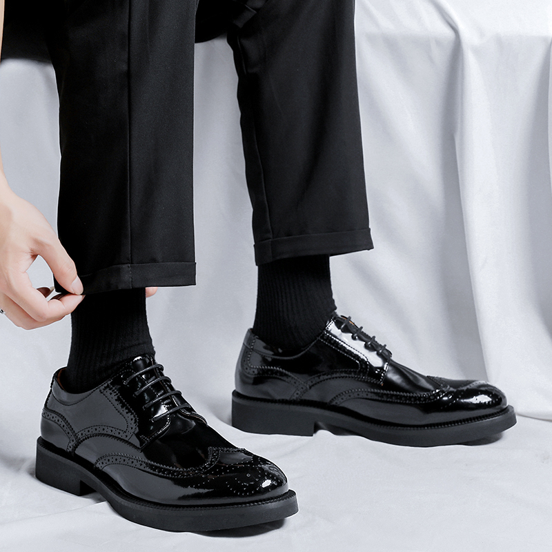 Middle School Students' Black Glossy Leather Shoes Men's Patent Leather Brogue British Style Suit Formal Stage Performance Men's Shoes