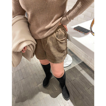 Our high boots partner winter new 200 pounds plus size corduroy shorts female fat mm outside the foreign style shorts