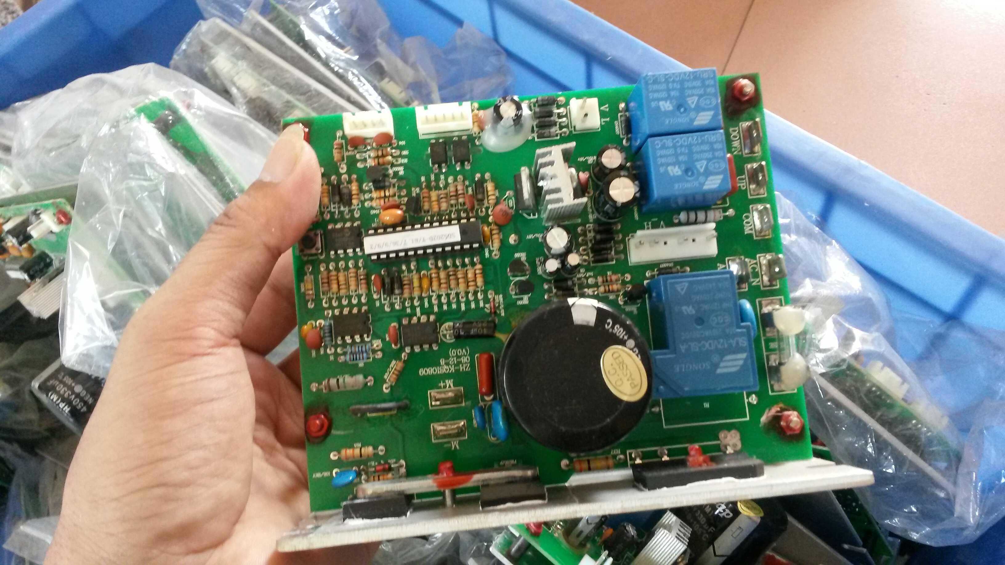 Maintenance of ZH Treadmill Circuit Board Yijian Shuhua Pez AEON Circuit Board Maintenance Motor Power Change